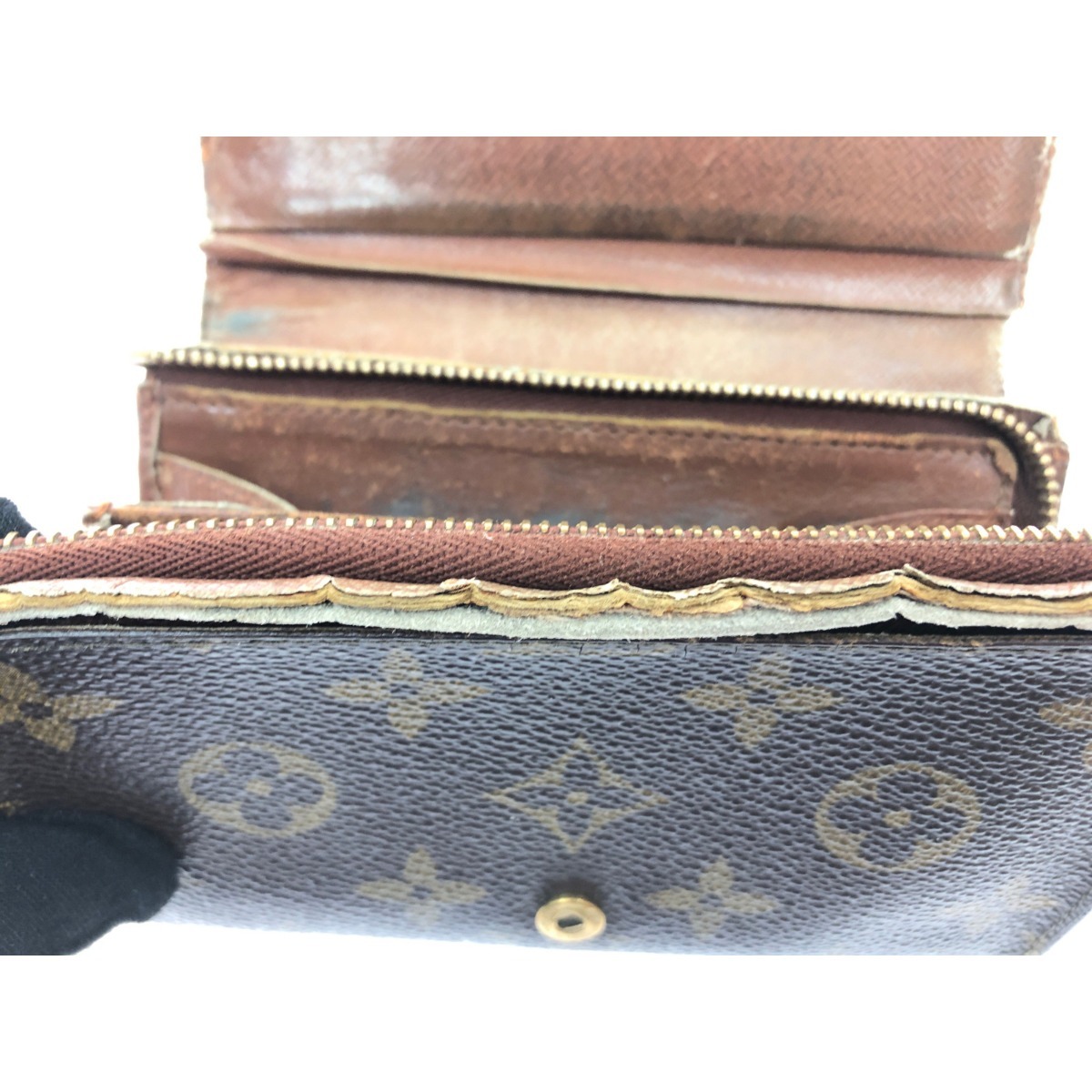 ▼▼ LOUIS VUITTON ルイヴィトン レディース 二つ折り財布 モノグラム ポルト モネ・ビエ トレゾール M61730 ブラウン 傷や汚れあり_画像7