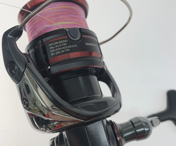 ○○ SHIMANO シマノ スピニングリール 04209 目立った傷や汚れ ○○ SHIMANO シマノ スピニングリール 04209 目立った傷や汚れ