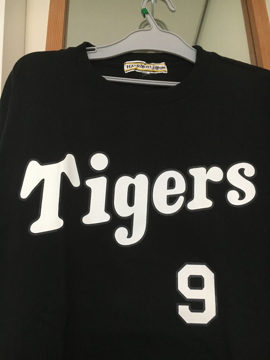 阪神タイガース ユニフォームＴシャツ ９番 高山 プロ野球　メンズ　フリーサイズ　シャープ産業