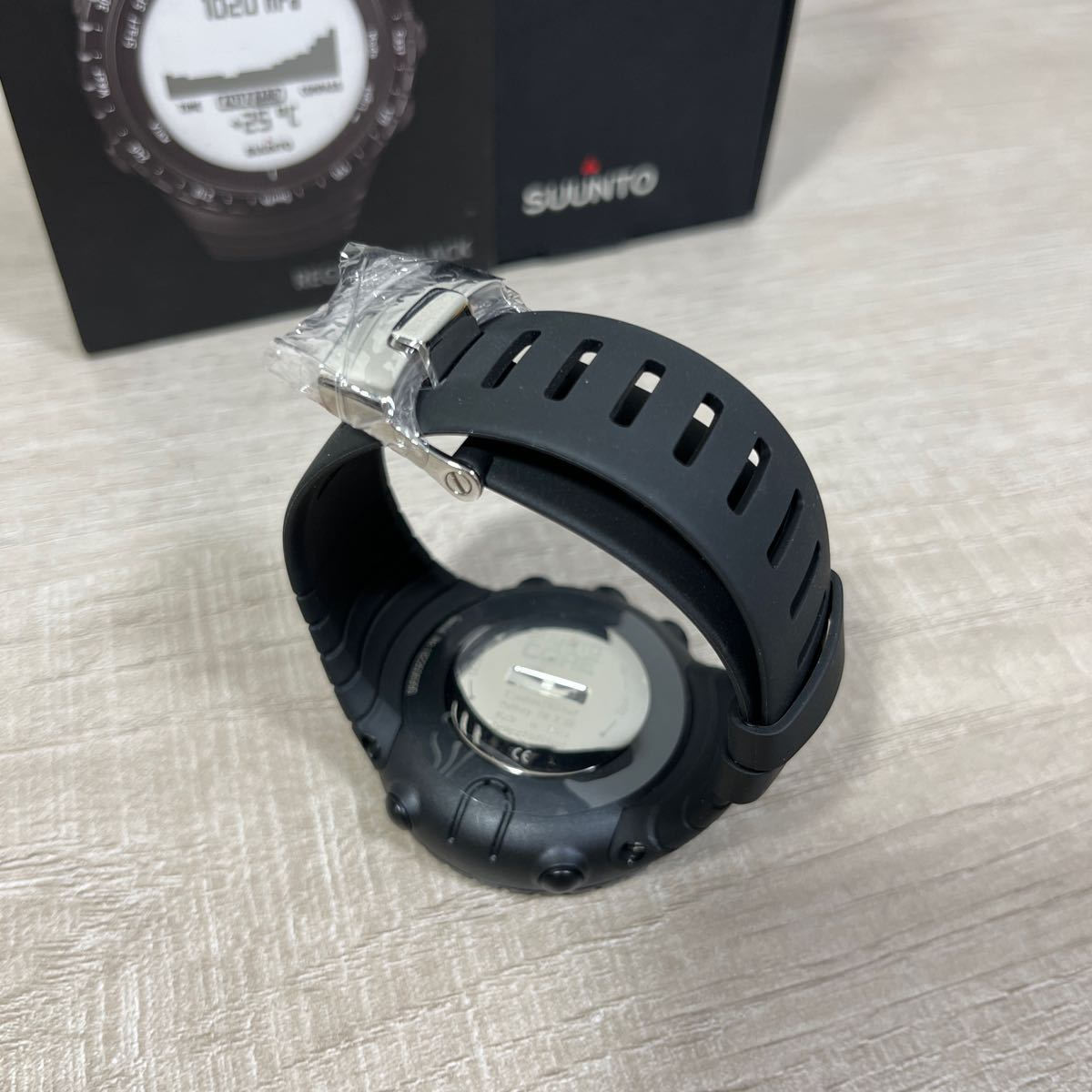 1円スタート売切り 新品未使用 SUUNTO CORE スント コア REGULAR BLACK ブラック アウトドア 腕時計 時計 ウォッチ 登山 スポーツ_画像4