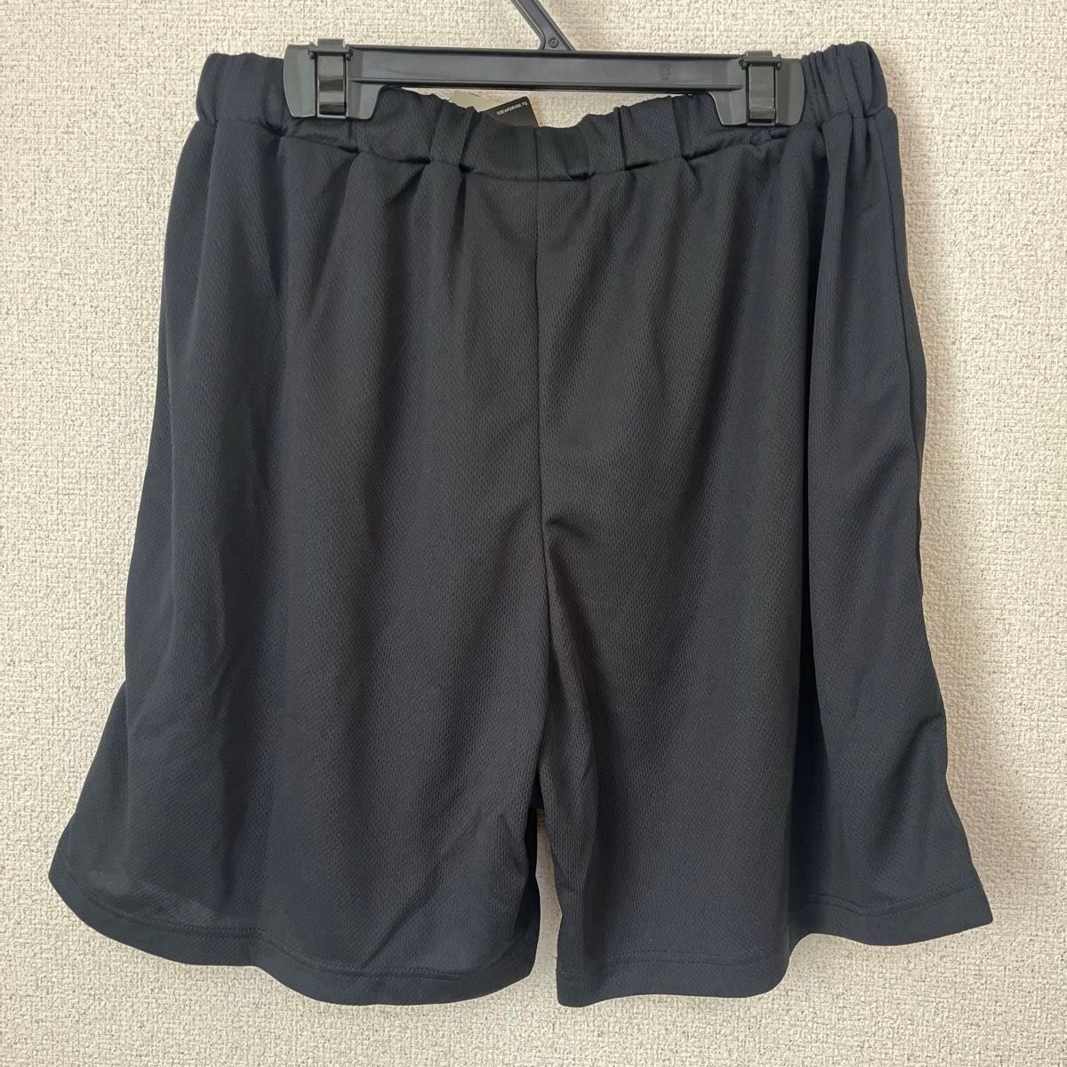 新品 未使用】adidas アディダス ショートパンツ(前あき)タグ付き