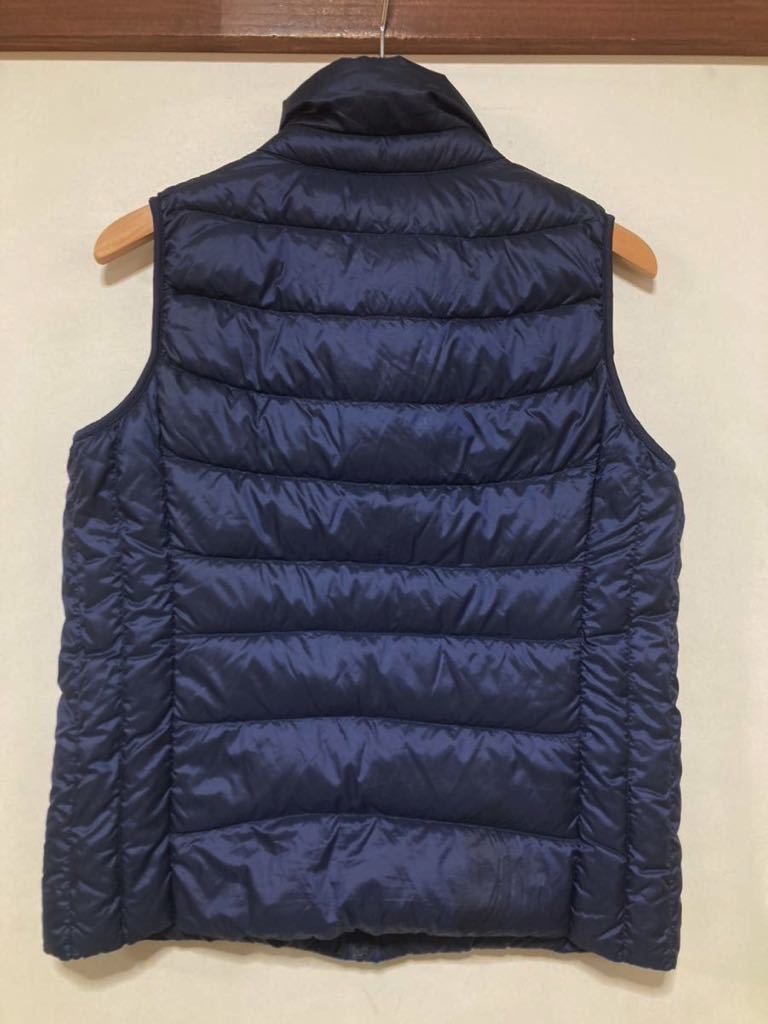 yu1234 UNIQLO Uniqlo light down down vest M lady's navy light weight down compact down inner down 