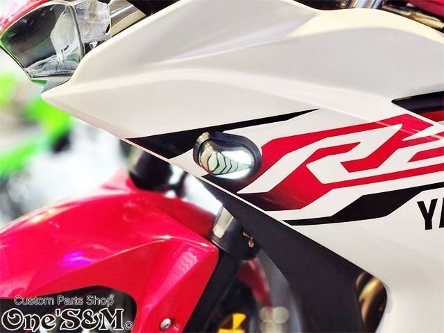 C3-20CR カウル車用 LED シーケンシャル ウインカー Z750S ZRX1200S ZZR1200 ER-6F Ninja250R Ninja400 Ninja650R ニンジャ Ninja 汎用_ポジションランプ時