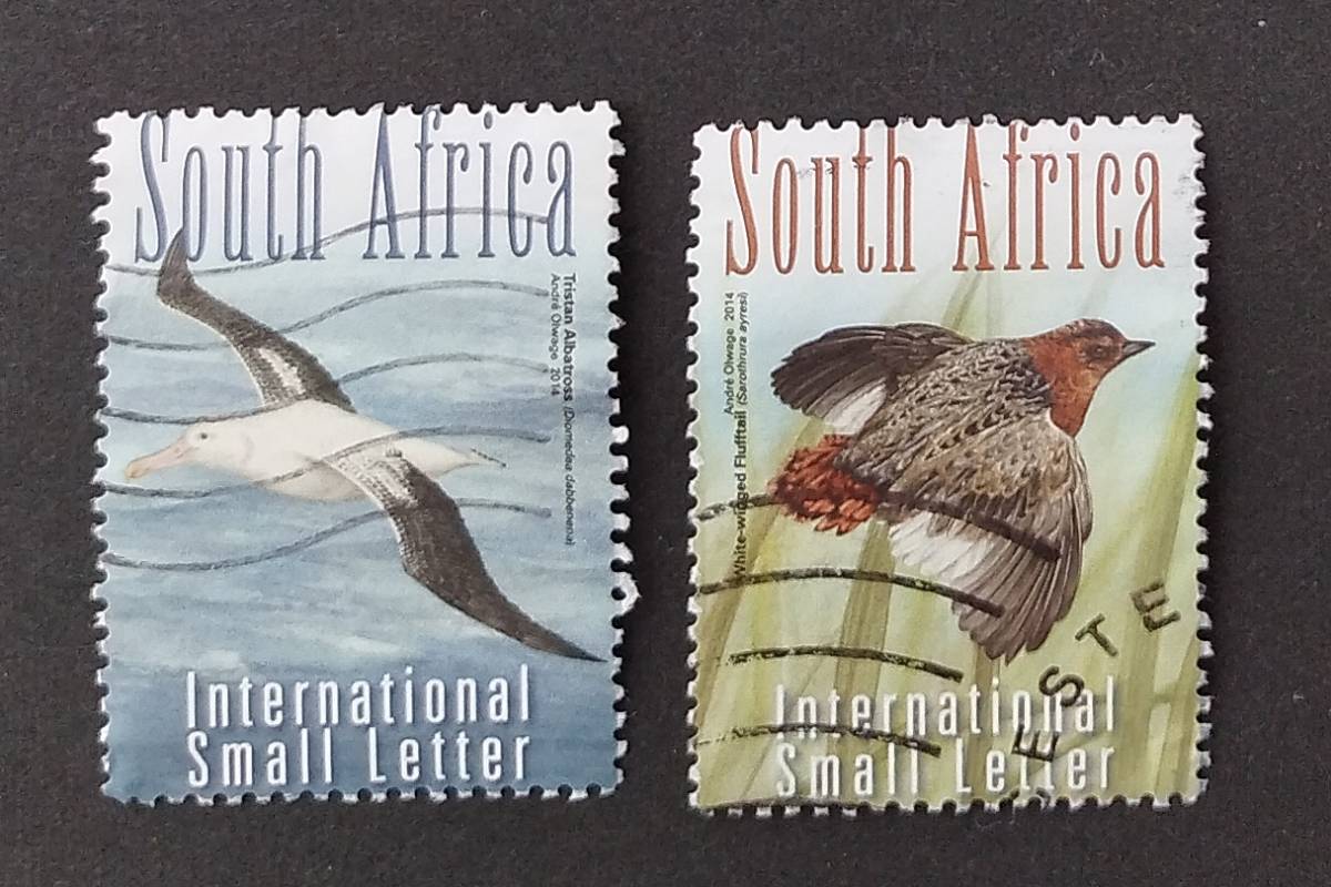南アフリカの鳥の切手 2種 2014-09-01 シリーズ Endangered Birds 　　 White-winged Flufftail/ Tristan Albatross_画像1