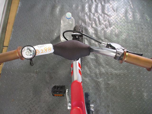 Ｄ288★9000円★整備済み 中古子供自転車 RENNRAD　レッド　アルミ軽量【12インチ 】 入札お待ちしております(*^▽^*)_画像8