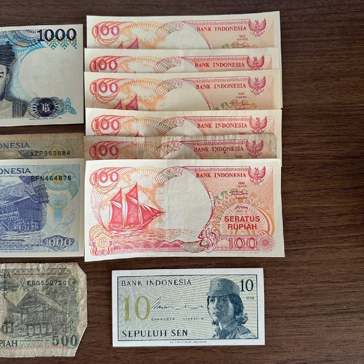 インドネシア紙幣【インドネシア紙幣】インドネシア紙幣 おまとめ 収集家放出品 99_画像4