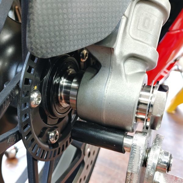 52-E-1◆ドゥカティ パニガーレ チタン合金 強化 フロントアクスル カラー セット,Panigale,V4,V2,1299,1199,959,899 ドゥカティ 多数互換_画像9