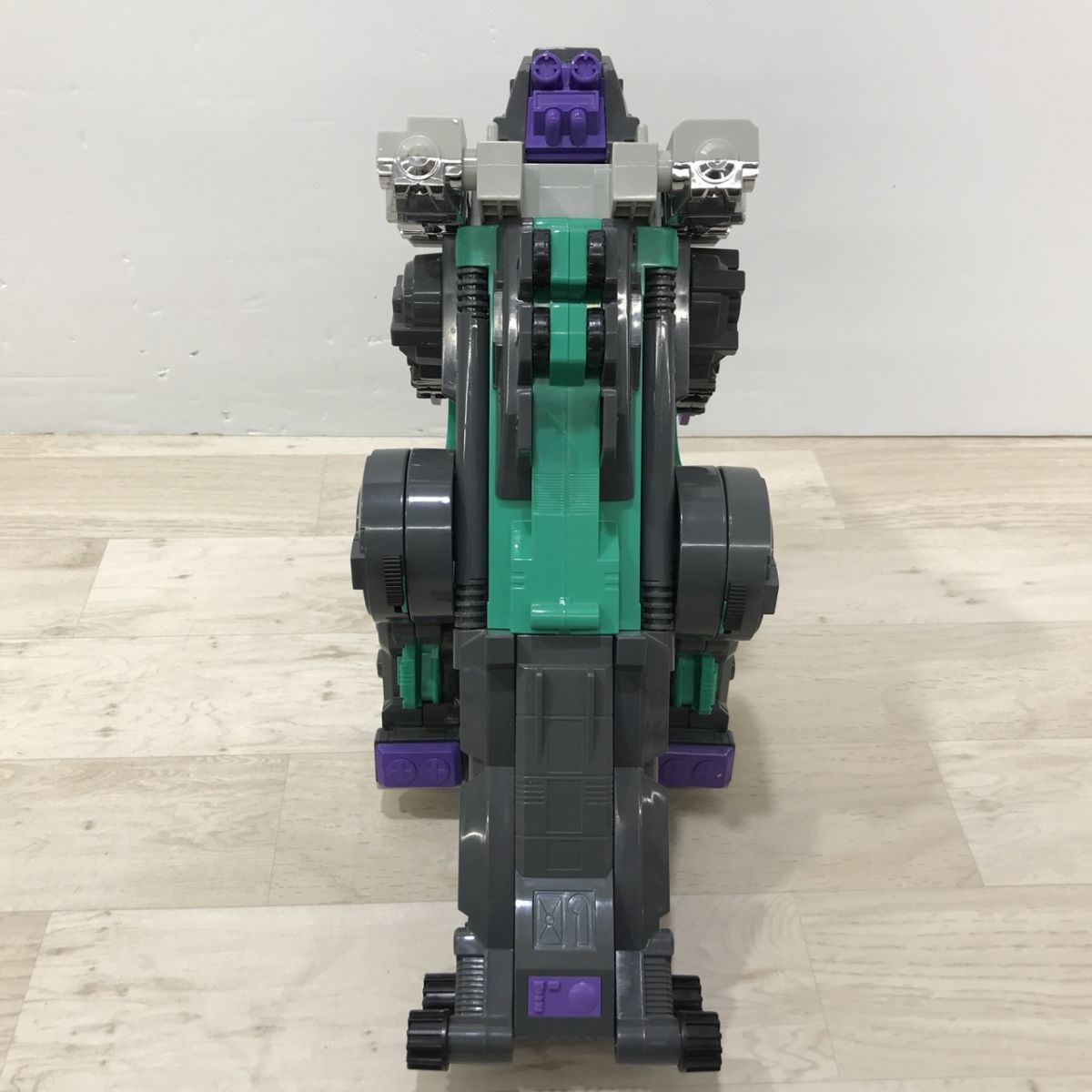 トランスフォーマー フィギュア 37 緑色 当時もの トランスフォーマー フィギュア 37 緑色 当時もの