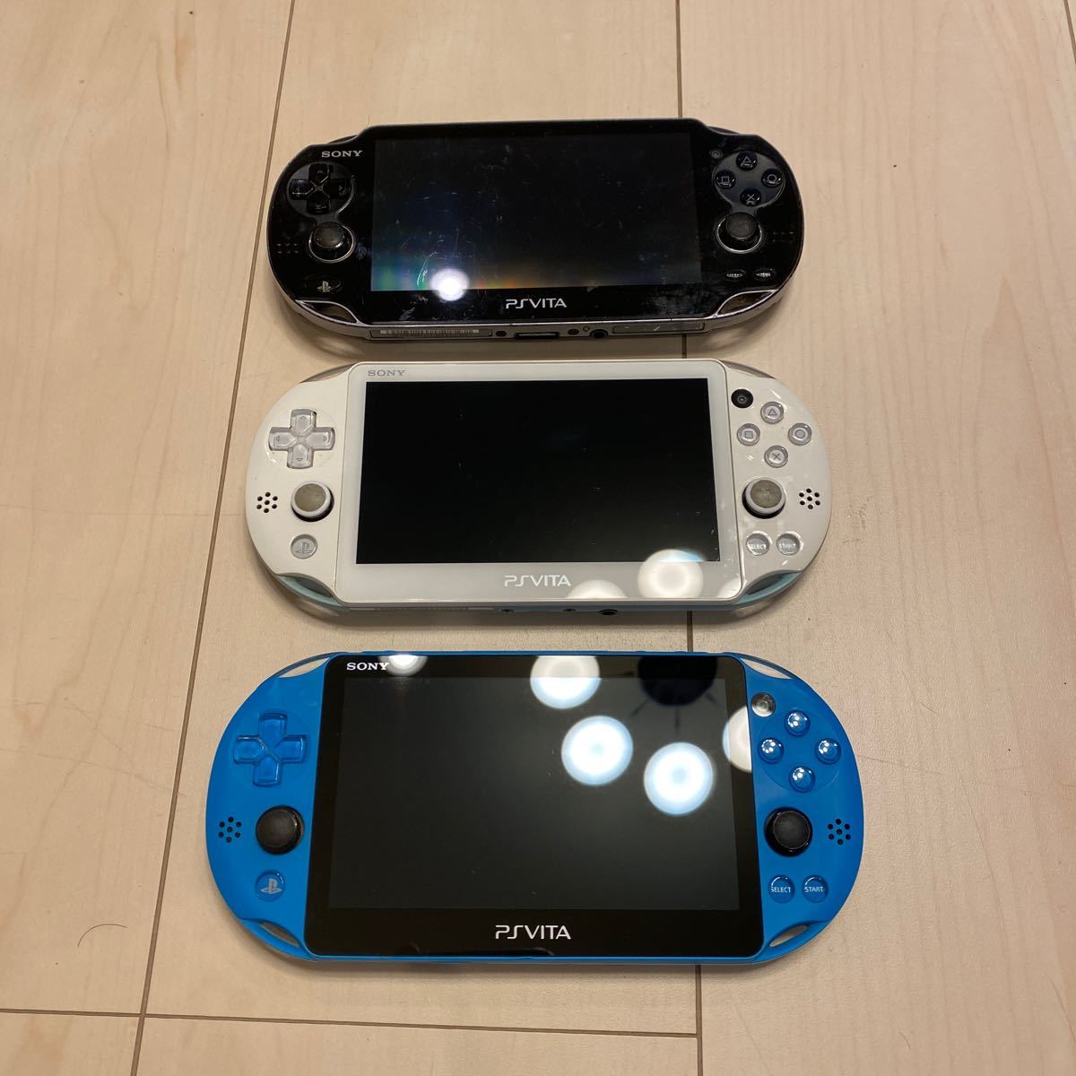 SONY☆PSVITA☆PCH 1000☆PCH 2000☆本体☆まとめて☆大量☆ソニー☆ゲーム機☆現状品_画像1