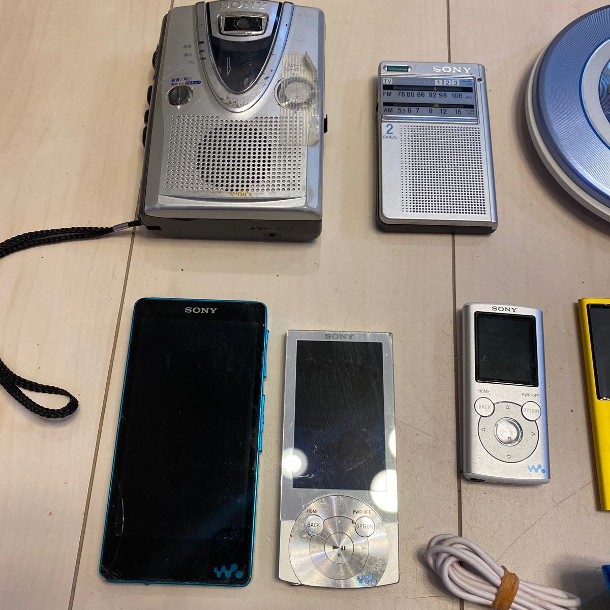 Sony Apple デジタルオーディオプレーヤーipodウォークマン Sony Apple デジタルオーディオプレーヤーipodウォークマン