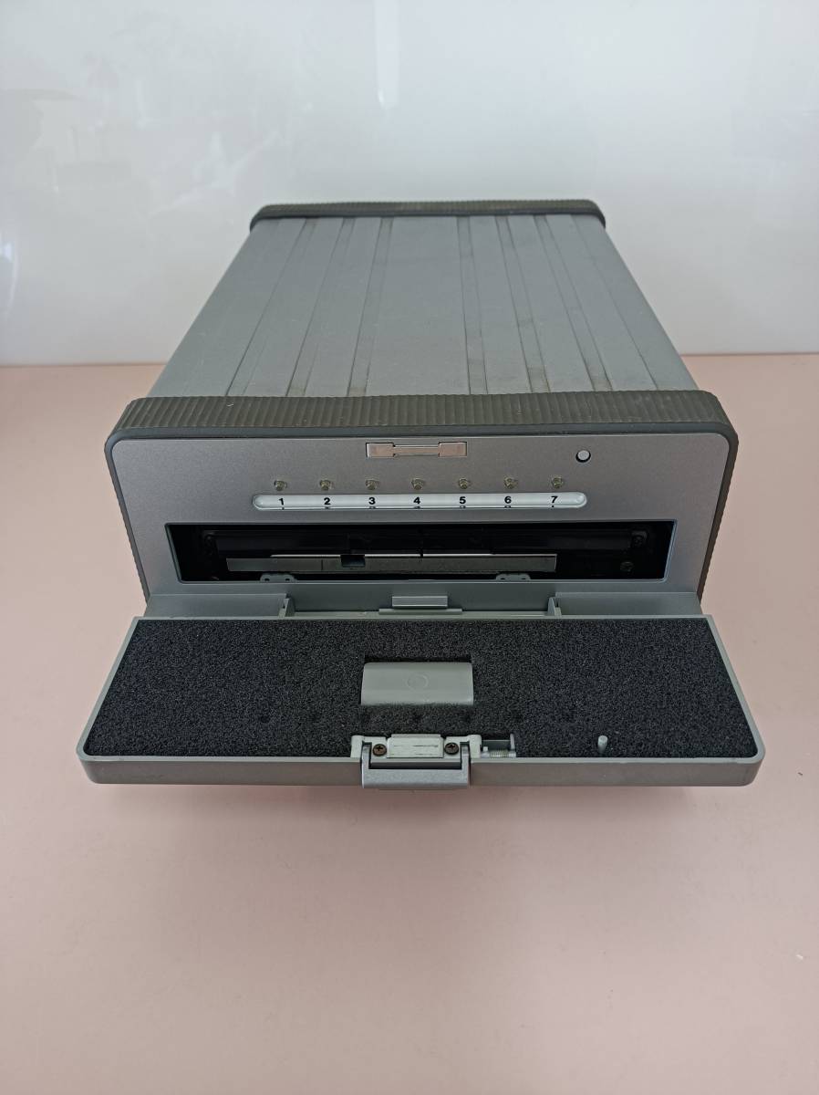 ■Nakamichi MK-K700 7 Disc Sampling Changer■_画像2