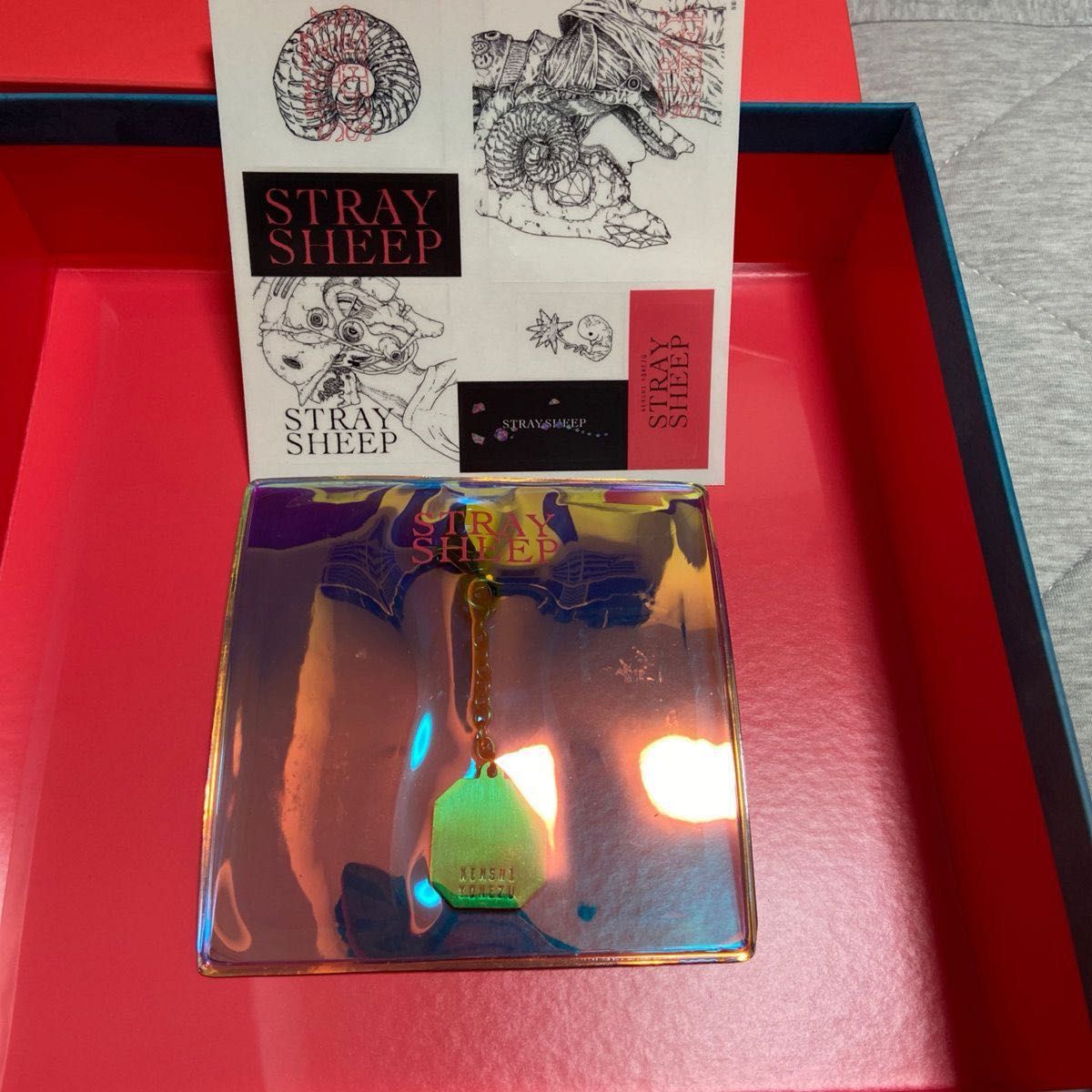 米津玄師　STRAY SHEEP 初回生産限定盤(おまもり盤) CD+ボックス+おまもりキーホルダー