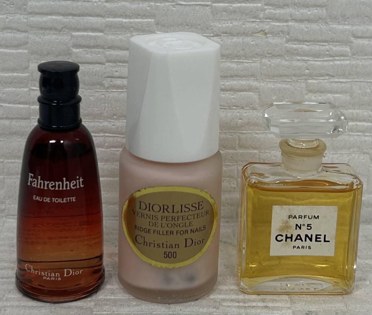 CHANEL　シャネル　YSL　イヴサンローラン　Dior　ディオール　香水　マニキュア　ネイルポリッシュ　コスメ　N°5　など　5点　おまとめ_画像4