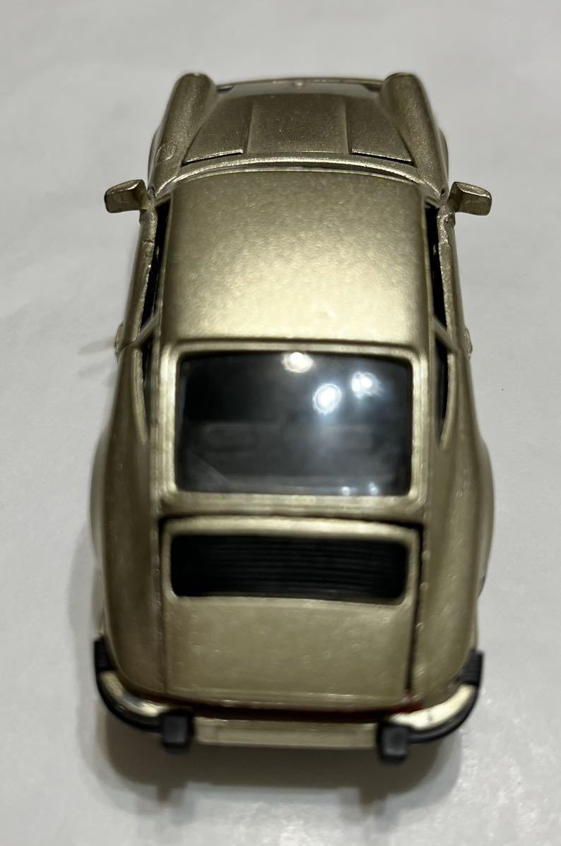 PORSCHE 911(930)2台SET Speedster(White) Carrera(Gold) 1/43Scale NZG製_画像9