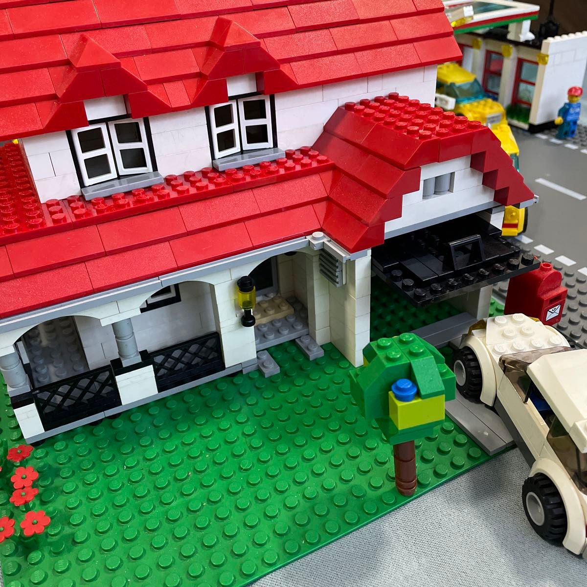 LEGO レゴクリエーター　赤い屋根のお家   ガススタ　車等　まとめ売り