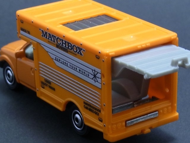 ☆日曜夜☆未開封新品☆MBX MOVING VAN (TRUCK)☆MATCHBOX_画像1