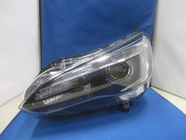 スバル　GTE　前期　左ライト 左ヘッドライト　LED　純正　ICHIKOH 1923　84002FL210_画像1