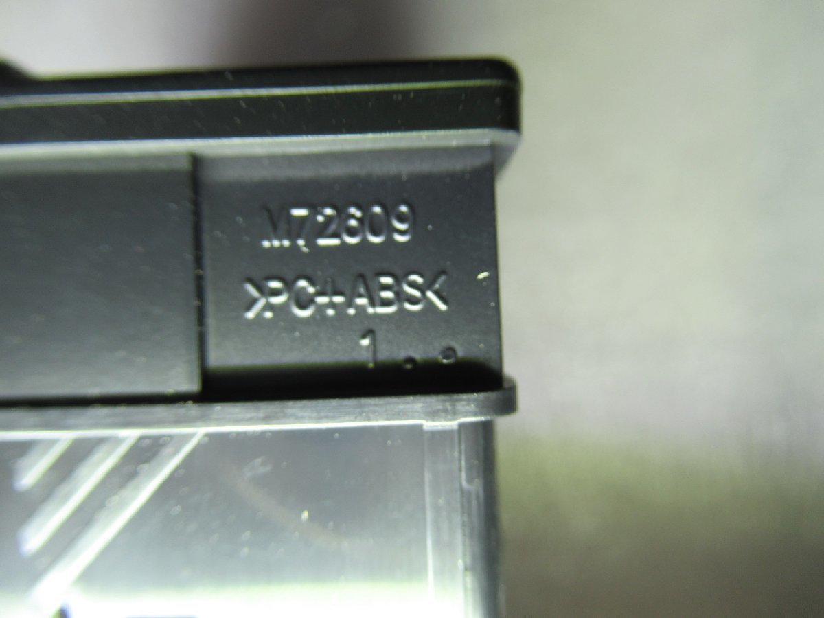 ルーミー　M900A　左右　パワー　スライドドア　スイッチ　両側　M72609　純正　22318　伊t_画像9