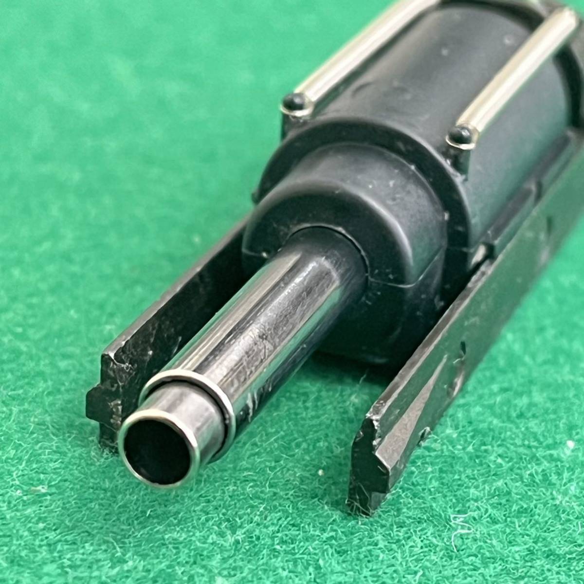 PT240107)KSC★S&W PC M945 ガスブローバック用シリンダーピストンセット 作動弱め？ ブリーチ エンジン 中古純正パーツ 必読 ジャンク_画像6