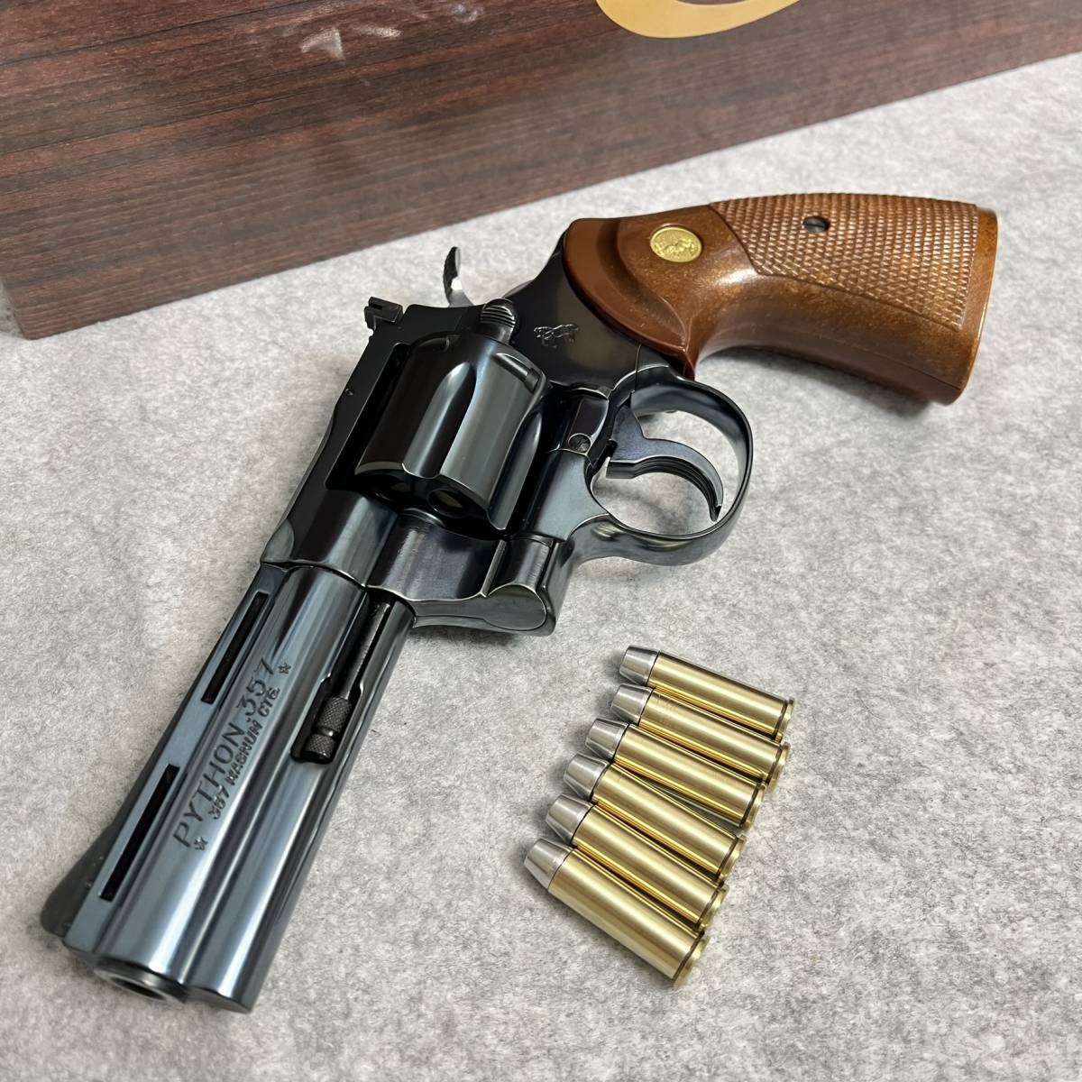 即決 ブルーイングカスタム タナカ コルトパイソン Rモデル 4 即決 ブルーイングカスタム タナカ コルトパイソン Rモデル 4