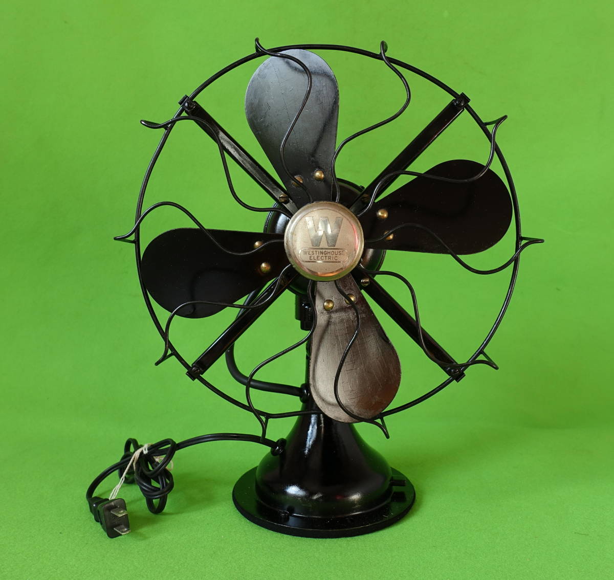  hand around . size. antique electric fan Westinghouse company manufactured weight 4kg retro electric fan 