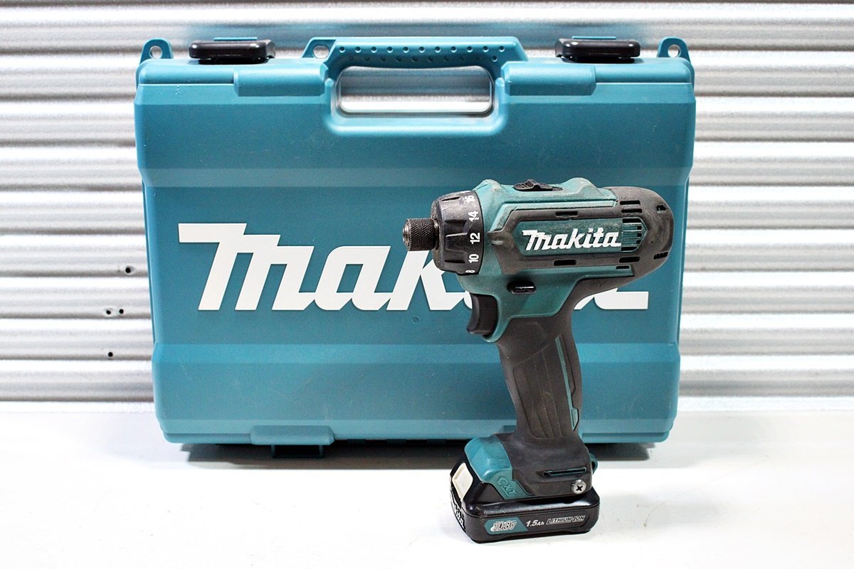 【中古】makita マキタ 10.8V 充電式ドライバドリル DF031D 本体+バッテリー+ケース_画像1