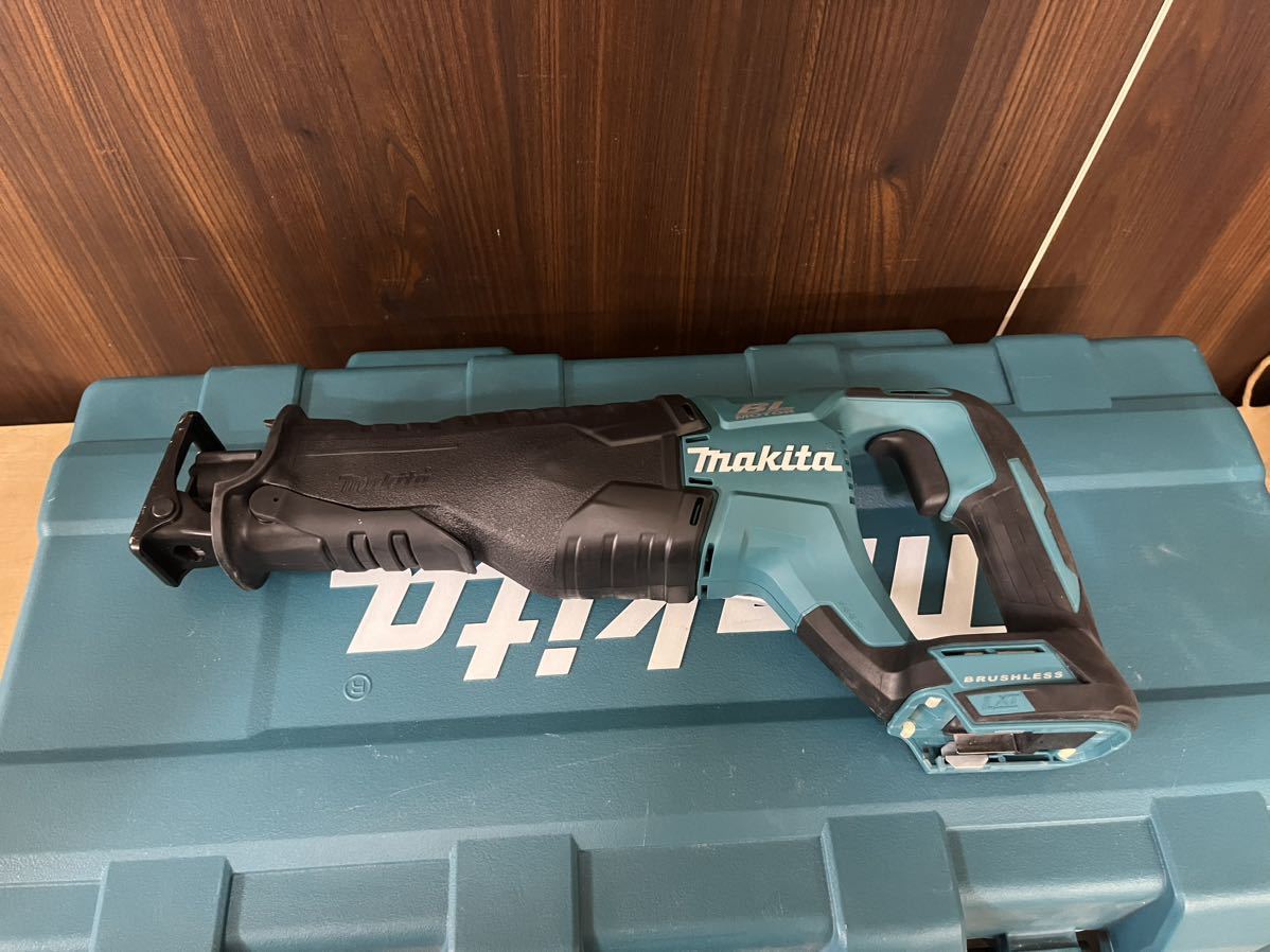 P6734 動作確認済み♪ makita マキタ JR187DRGX 充電式レシプロソー　セーバーソ　18V 6.0Ah バッテリ×2 充電器　発送120サイズ　札幌発☆_画像2