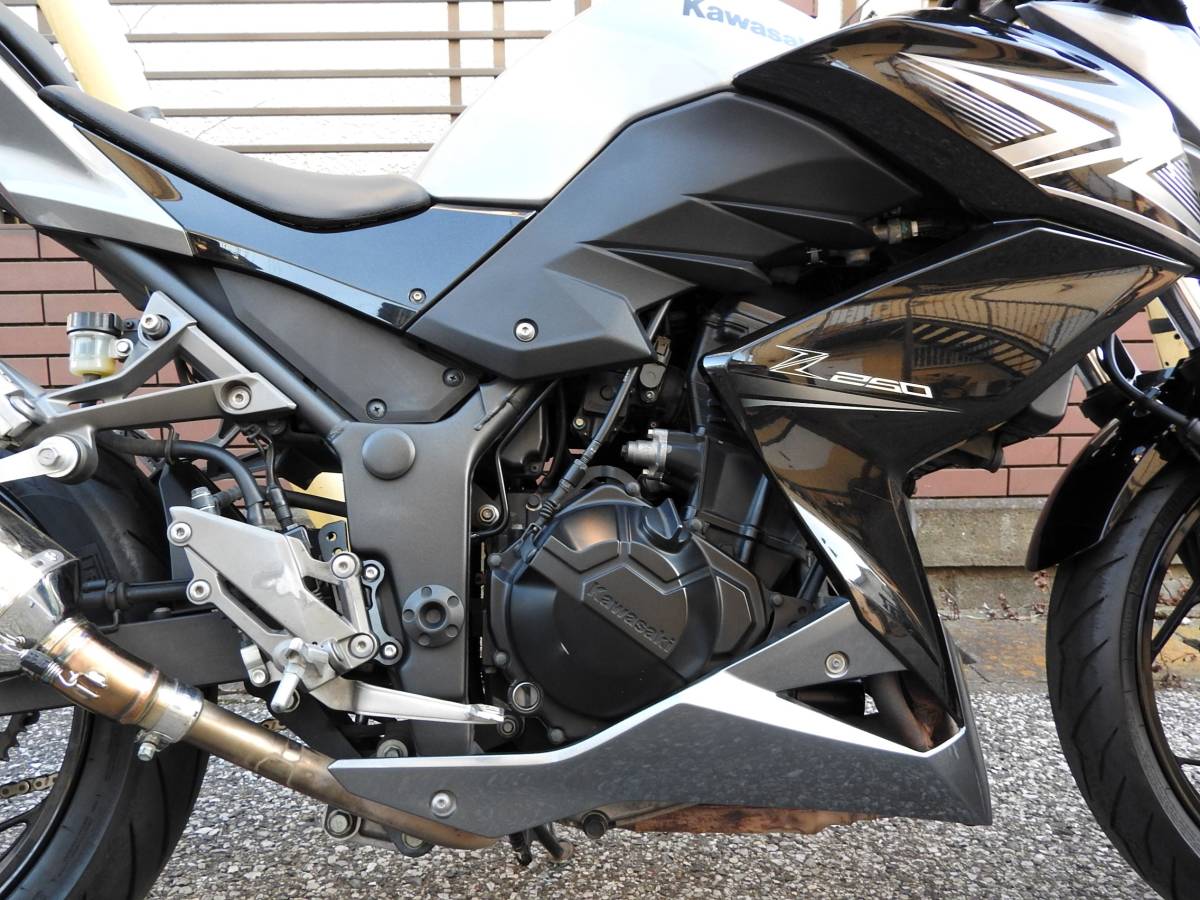 動画有り!!☆★Z 250 ABS ヨシムラマフラー MRAスクリーン フェンダーレス装着済み、外装美車で前後タイヤバリ山!!全国配送,ローンも可能!!_画像5