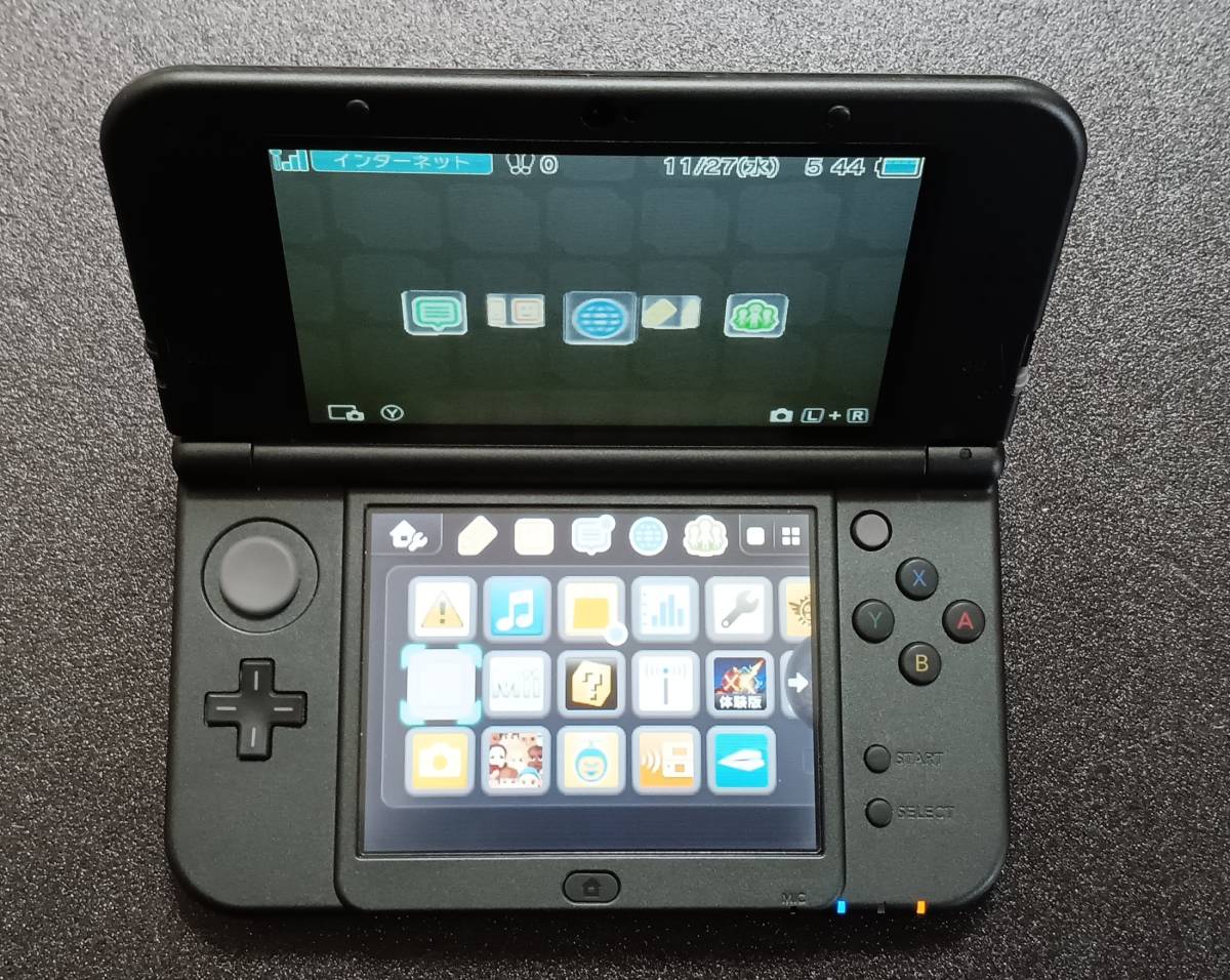 new Nintendo 3DS LL 本体 モンスターハンター4G スペシャルパック microSD 4GB付属_画像1