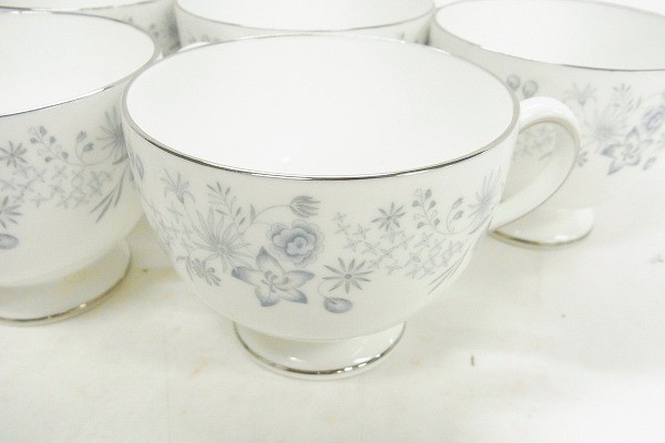 W241-Y20-2276 WEDGWOOD ウエッジウッド ROYAL ALBERT ロイヤルアルバート カップ ソーサー 食器 大皿 中皿 現状品①_画像6