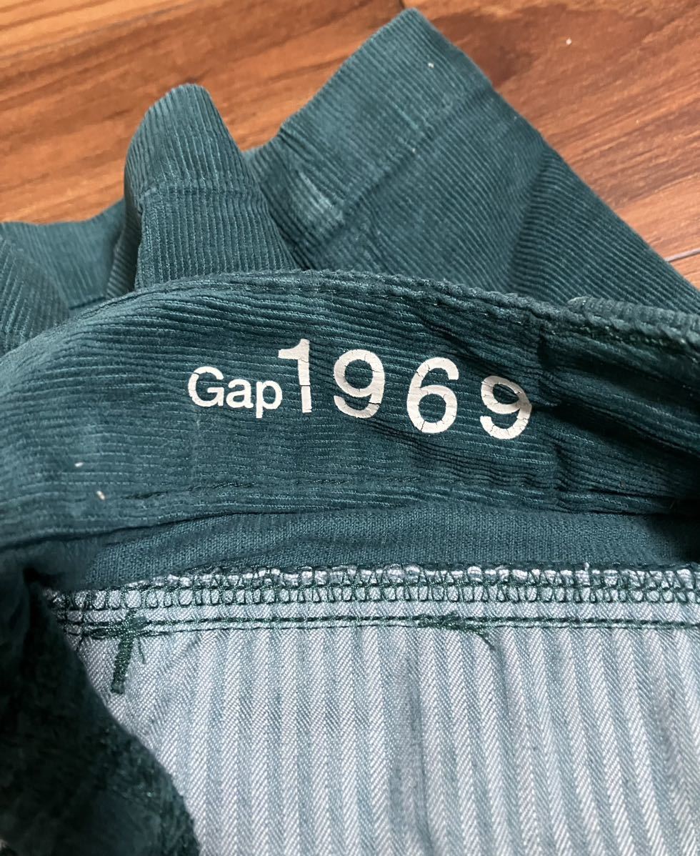 GAP コーデュロイ ショートパンツ タック グリーン 緑 1サイズ 1969 ハーフパンツ 短パン 古着 _画像3