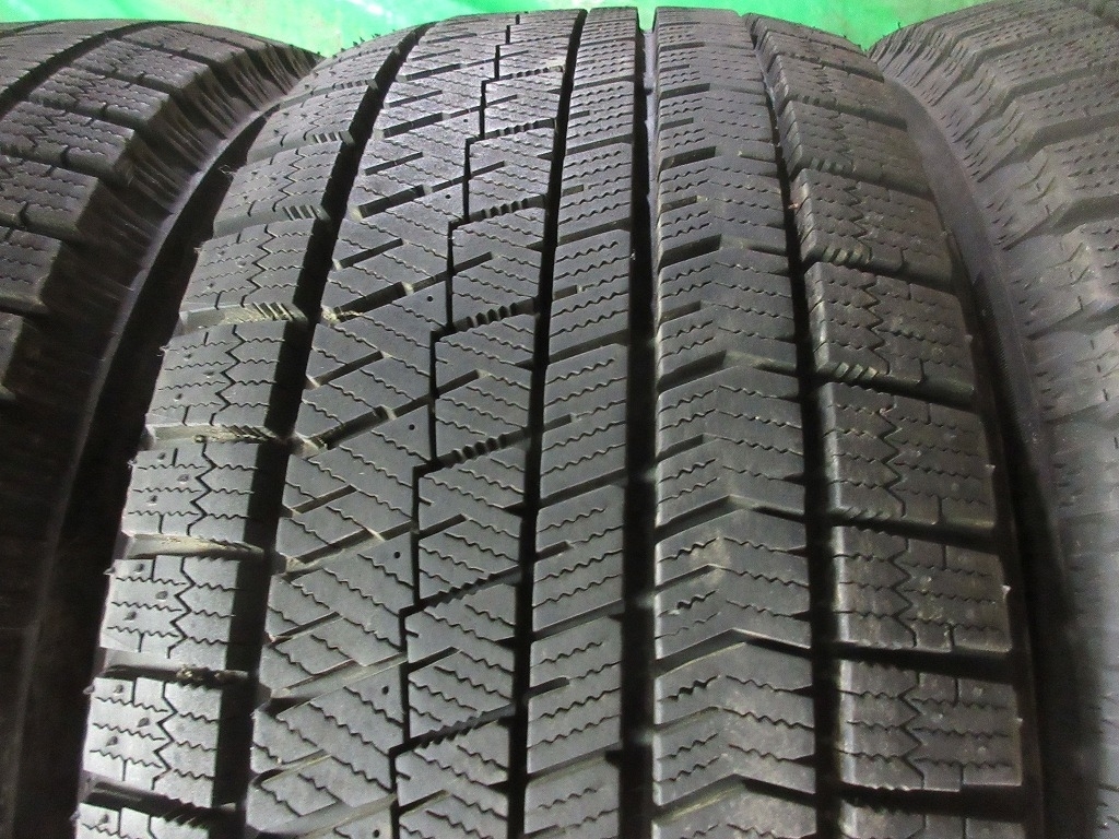 2021年製 ブリヂストン ブリザック BRIDGESTONE BLIZZAK VRX2 225/50R17 4本 No.4458S 雪 氷 冬タイヤ スタッドレス 80～90％残溝_画像5