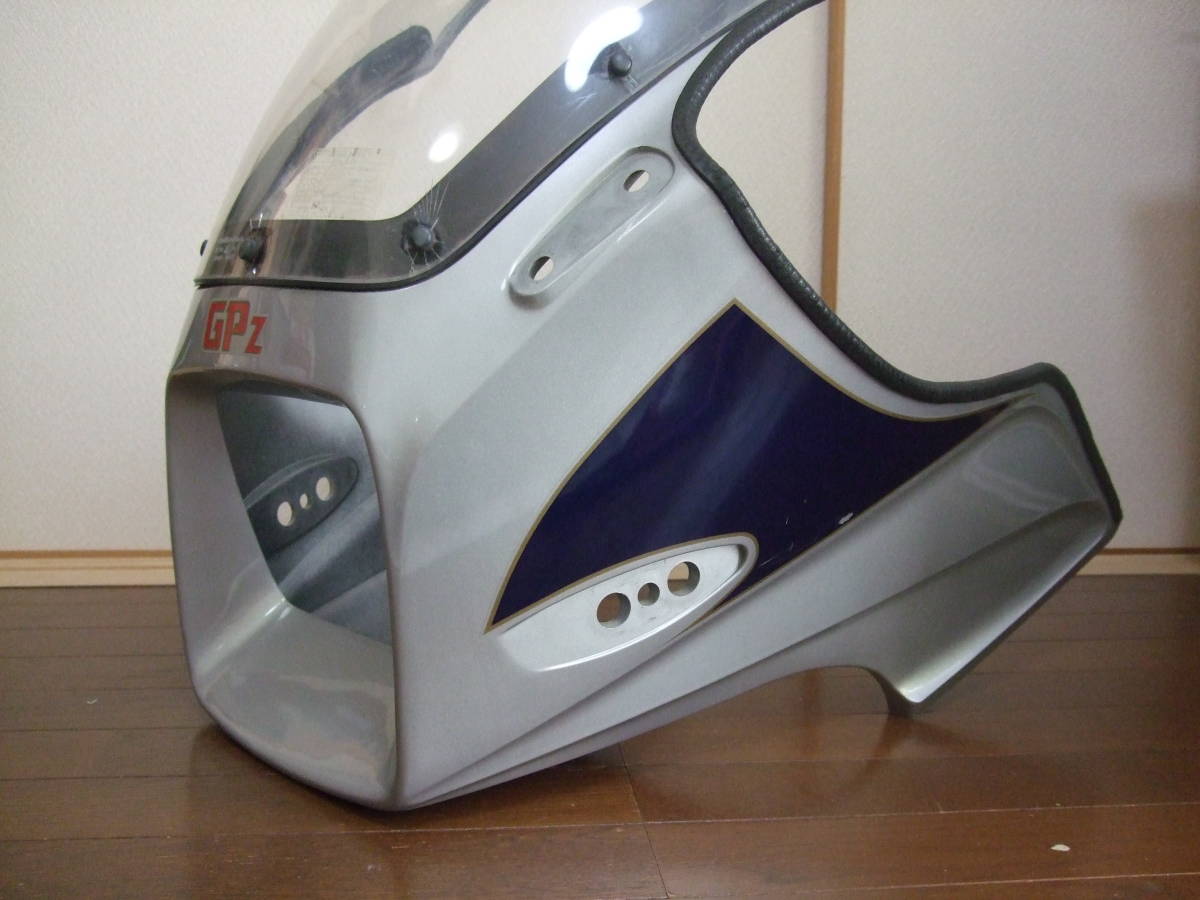 Kawasaki　カワサキ　GPｚ750（空冷）F アッパーカウル_画像3