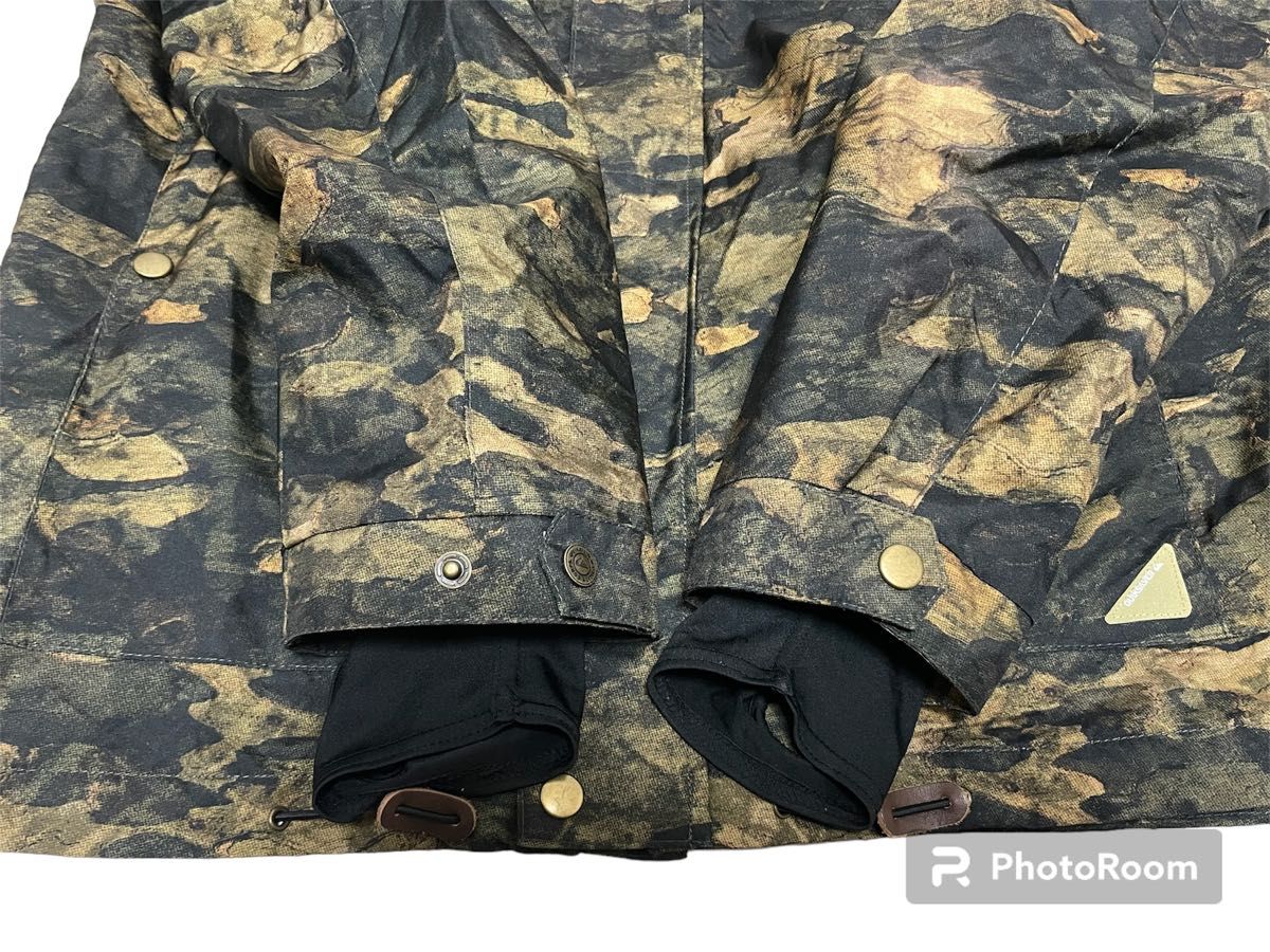 QUIKSILVER クイックシルバー スノーボードウェア 迷彩 QUIKSILVER クイックシルバー スノーボードウェア 迷彩
