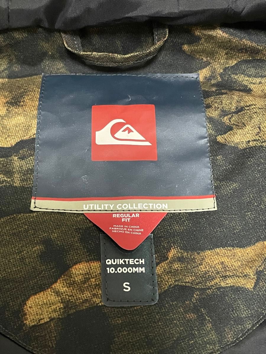 QUIKSILVER クイックシルバー スノーボードウェア  迷彩ジャケット Sサイズ ミリタリージャケット スノボー