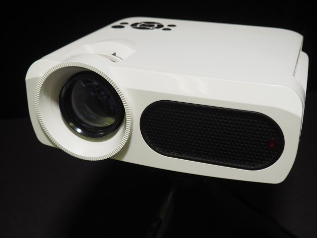 LEDプロジェクター ベルソス VS-P02S WHITE プロジェクター LEDプロジェクター ベルソス VS-P02S WHITE プロジェクター