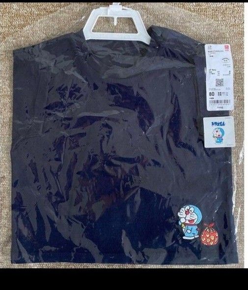 ユニクロ ドラえもん UT グラフィックTシャツ（半袖）80