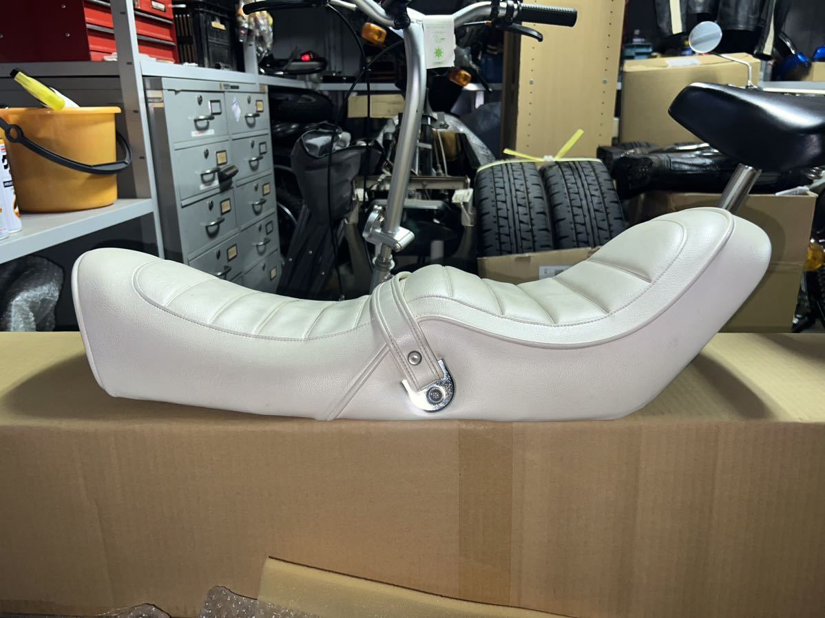 カワサキ KH250 KH400 SS250 SS400 Kスタイル カスタムシート 段 カワサキ KH250 KH400 SS250 SS400 Kスタイル カスタムシート 段