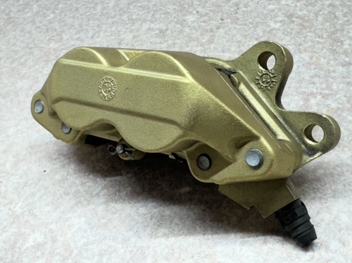 モンキー レーサーで使用 brembo 4Pキャリパー ゴリラ ダックス シャリー NSR50 NSF100 6V 武川 Gクラフト キタコ ブレンボ_画像7