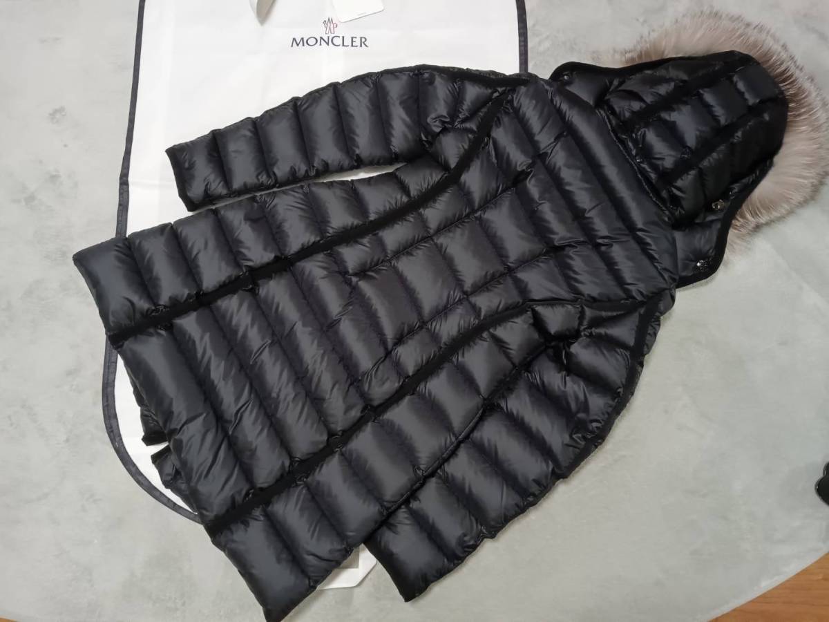 美品 MONCLER モンクレール ダウンジャケット HERMIFUR エルミファー ブラック 最高級 フォックスファー　★希少品_画像2