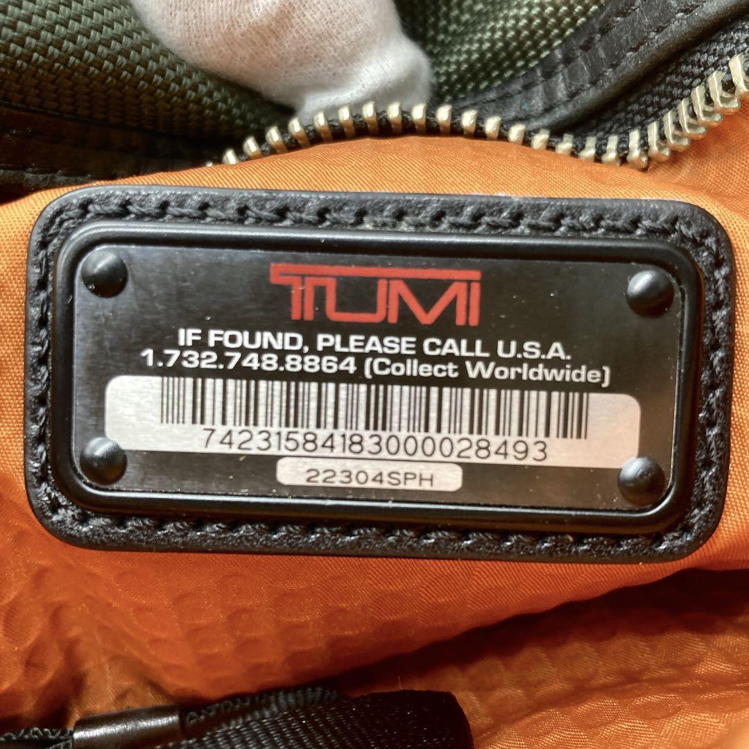 【レア】【オシャレの定番】TUMI トゥミ メンズ ショルダーバッグ ボディバッグ サコッシュ レザー グリーン ブラック 旅行 トラベルバッグ_画像9