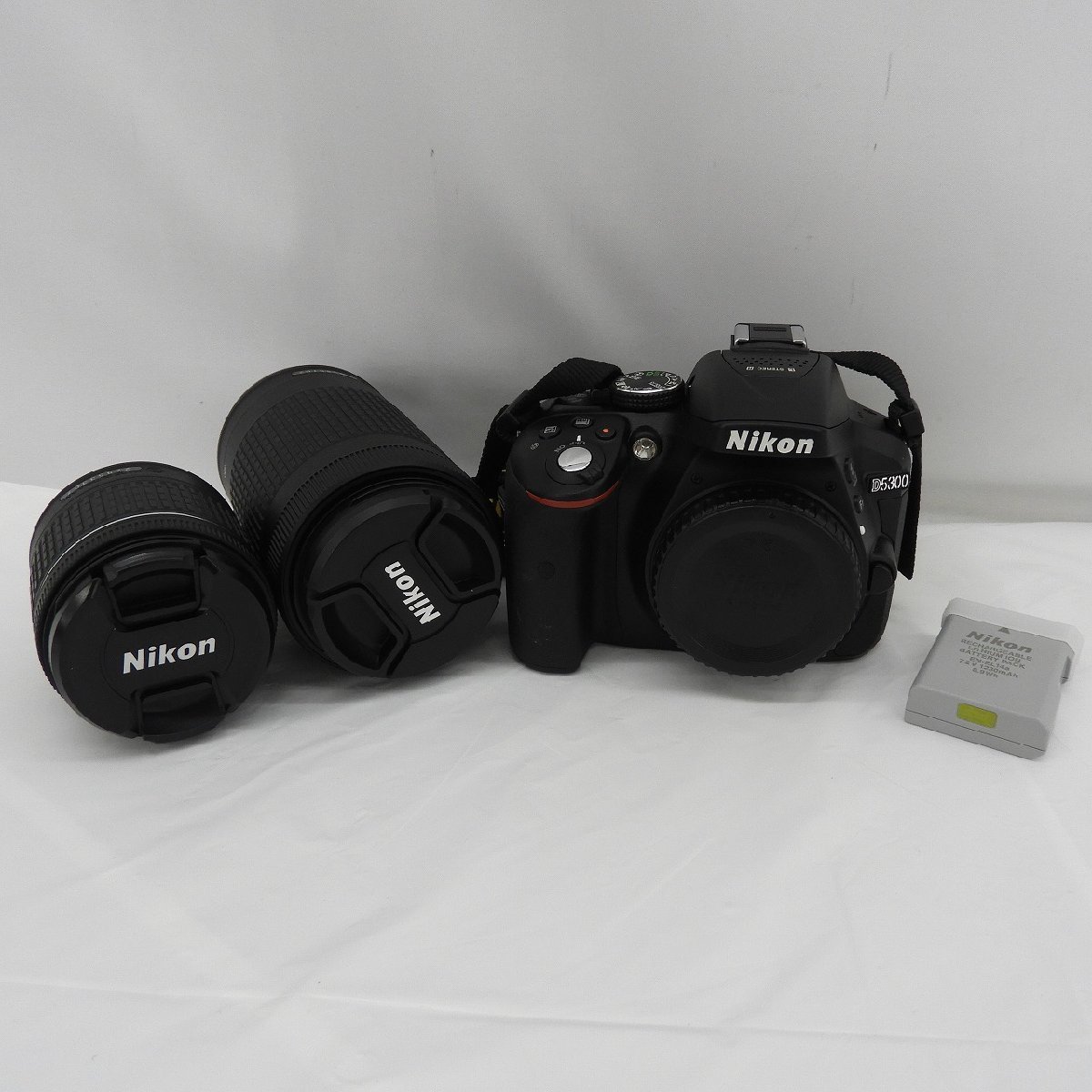 【中古品】Nikon ニコン デジタル一眼レフカメラ D5300 AF-P ダブルズームキット(18-55ｍｍ/70-300ｍｍ) ブラック 11468376 0107_画像1