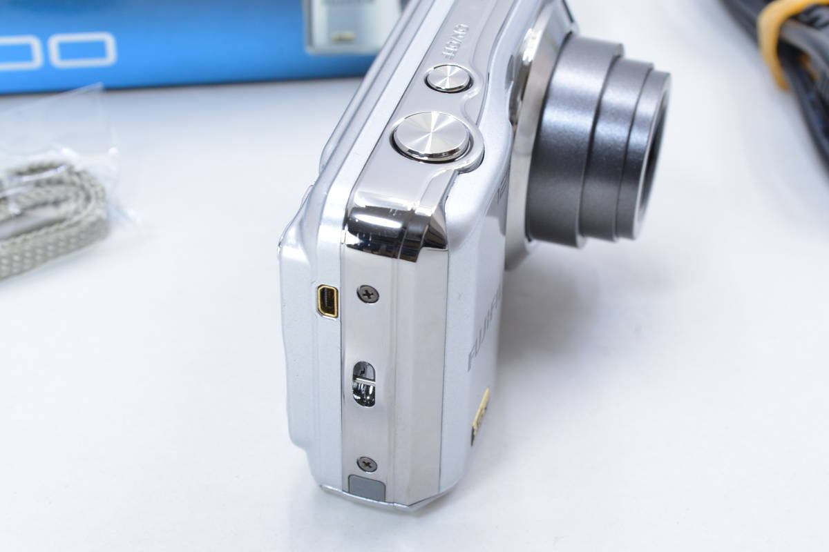 【ecoま】FUJIFILM AX200 単三電池対応 コンパクトデジタルカメラ_画像3