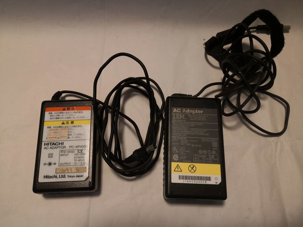 IBM ThinkPad 235 2607-20J チャンドラ 部品取り付き HITACHI IBM ThinkPad 235 2607-20J チャンドラ 部品取り付き HITACHI