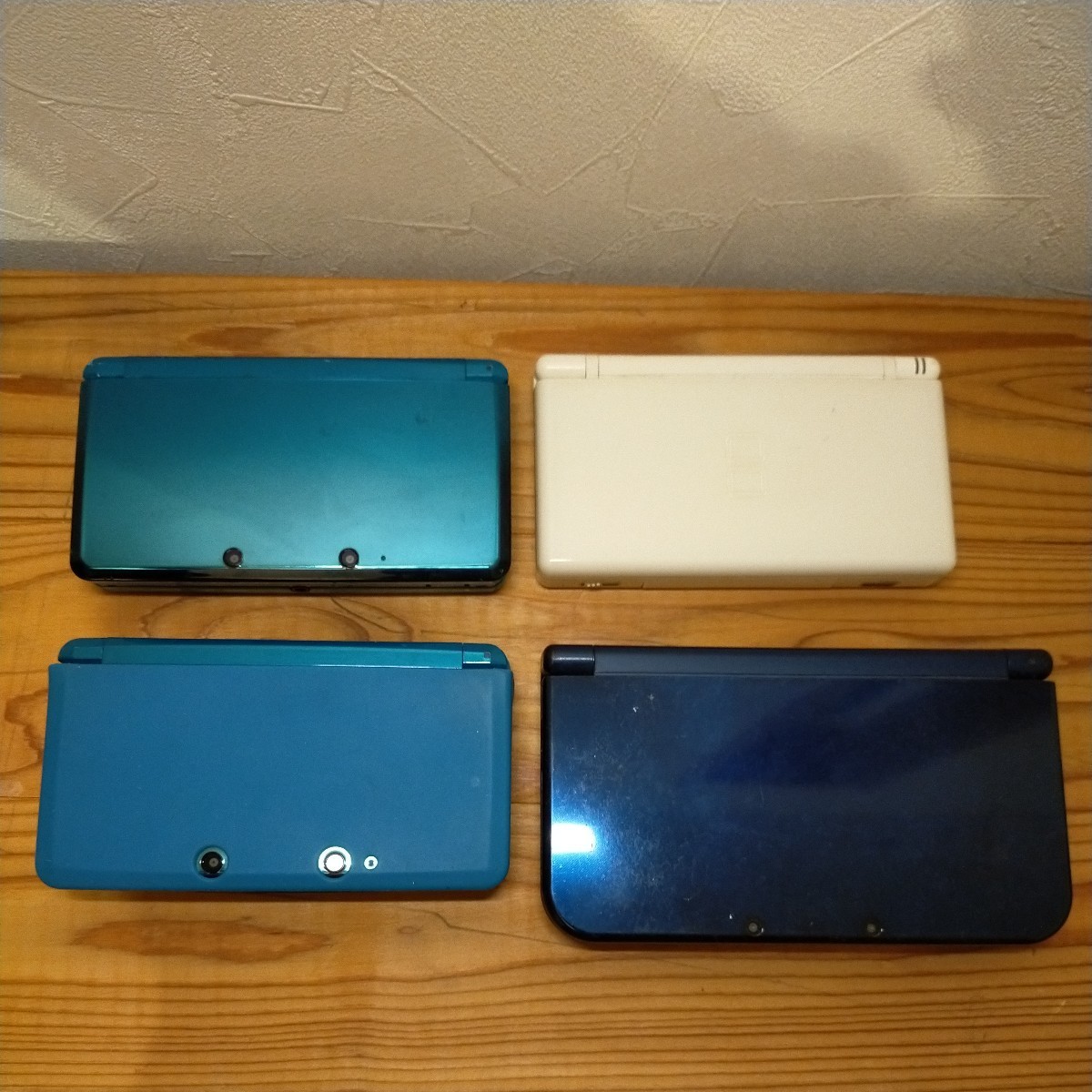 【お買い得】任天堂 Nintendo ゲーム機/3DSLLのメタリックブルー/DS lite 白/3DS ブルー3DS /ブルーカバー付/現状品_画像2