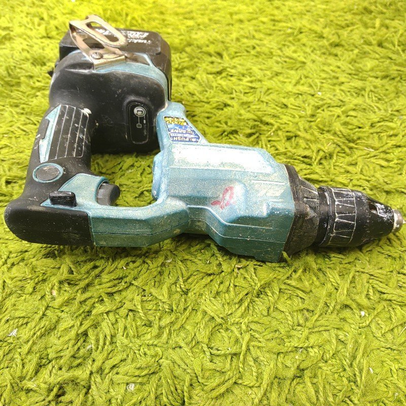  secondhand goods * Makita 18V rechargeable screw driver FS600D body + original 14.4V battery * makita