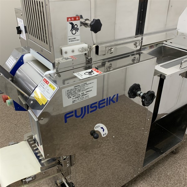 不二精機 小型ロール製麺機 RMT-157 中古 1週間保証 2018年製 三 不二精機 小型ロール製麺機 RMT-157 中古 1週間保証 2018年製 三
