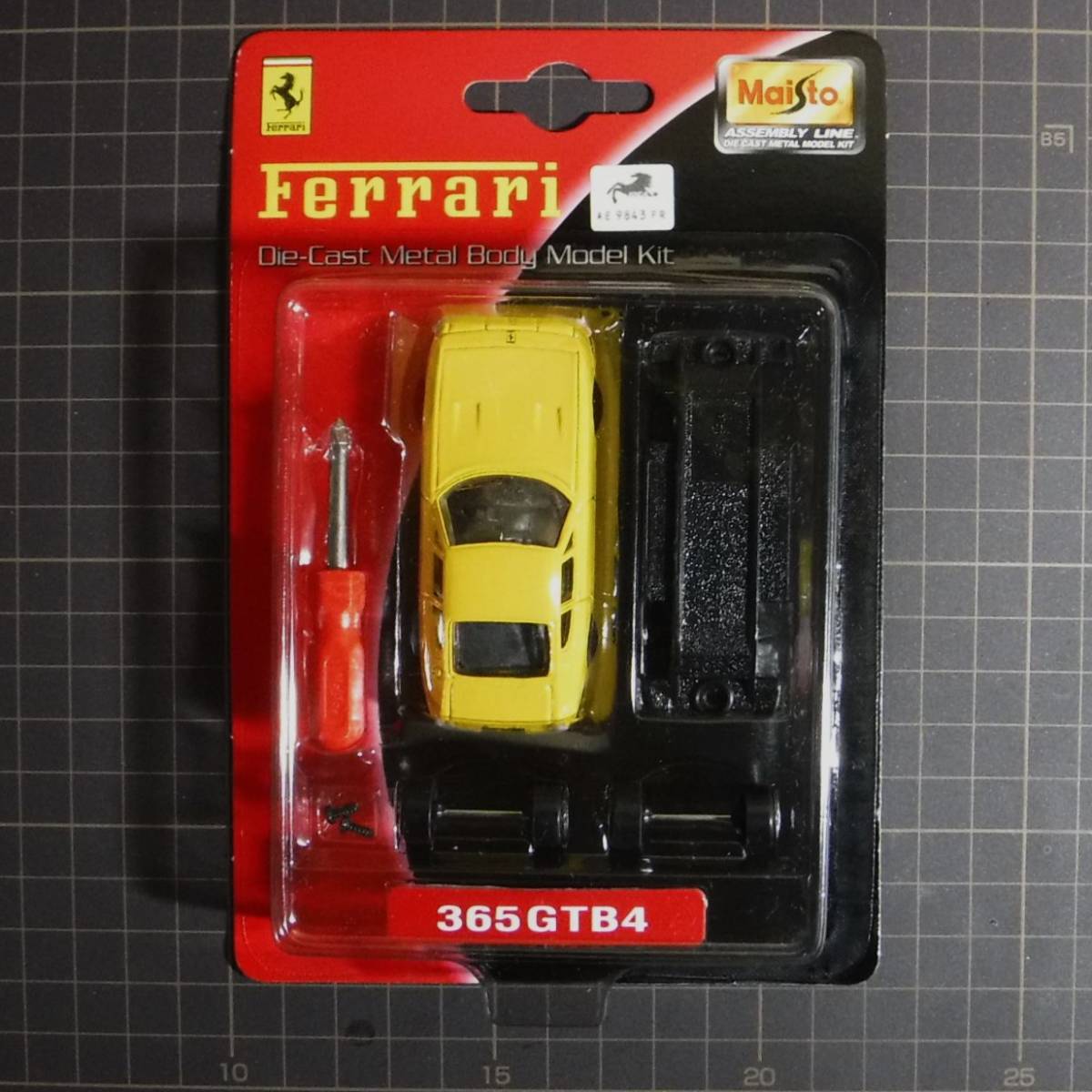 【Maisto】Ferrari 348ts 組み立てキットSET［0554］_画像4