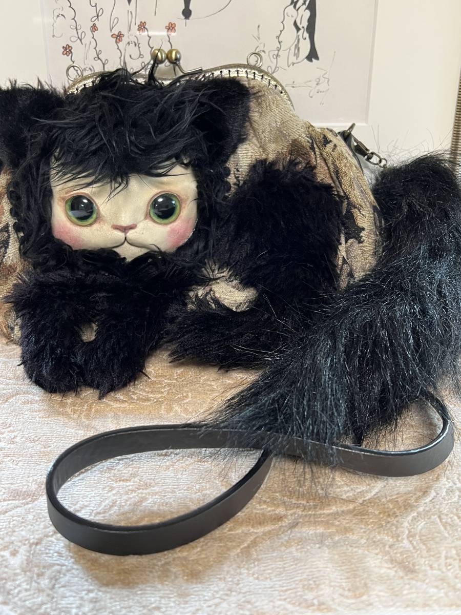 福寿梨理作　黒猫ショルダーバッグ　Cuddle a Fluffy