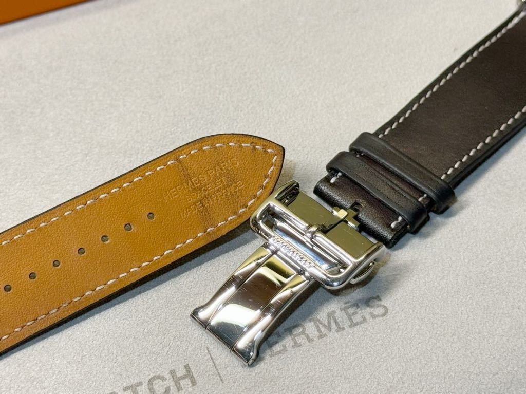 即決 美品 Apple Watch HERMES 45mm 44mm バレニア エベンヌ 即決 美品 Apple Watch HERMES 45mm 44mm バレニア エベンヌ